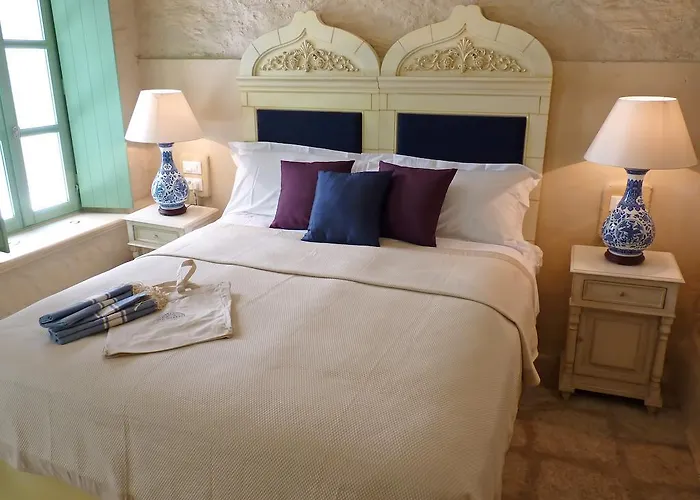 The Old Markets Hotel Sými