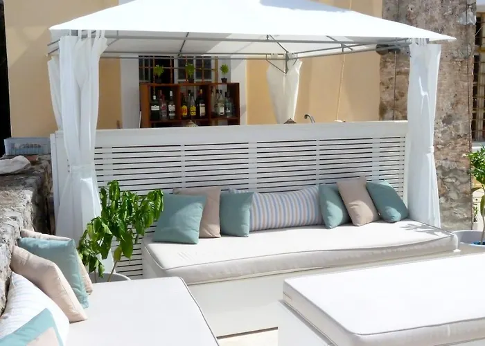 The Old Markets 4* Sými